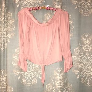 off the shoulder cropping shirt